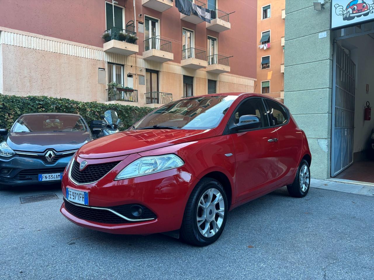 Lancia Ypsilon 1.2 69 CV 5 porte Platinum PREZZO REALE