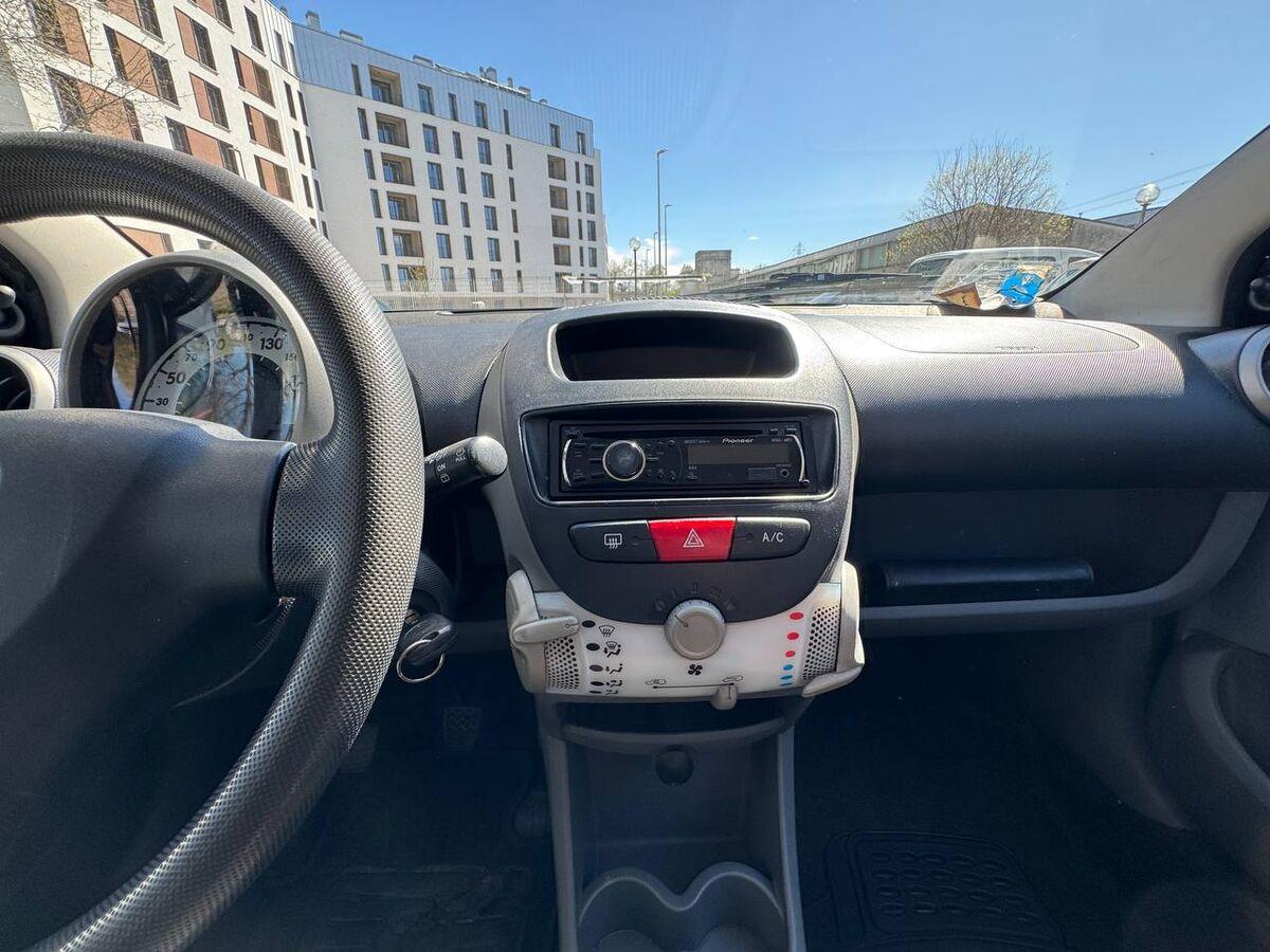 Toyota Aygo 1.0 Sol 5p FL