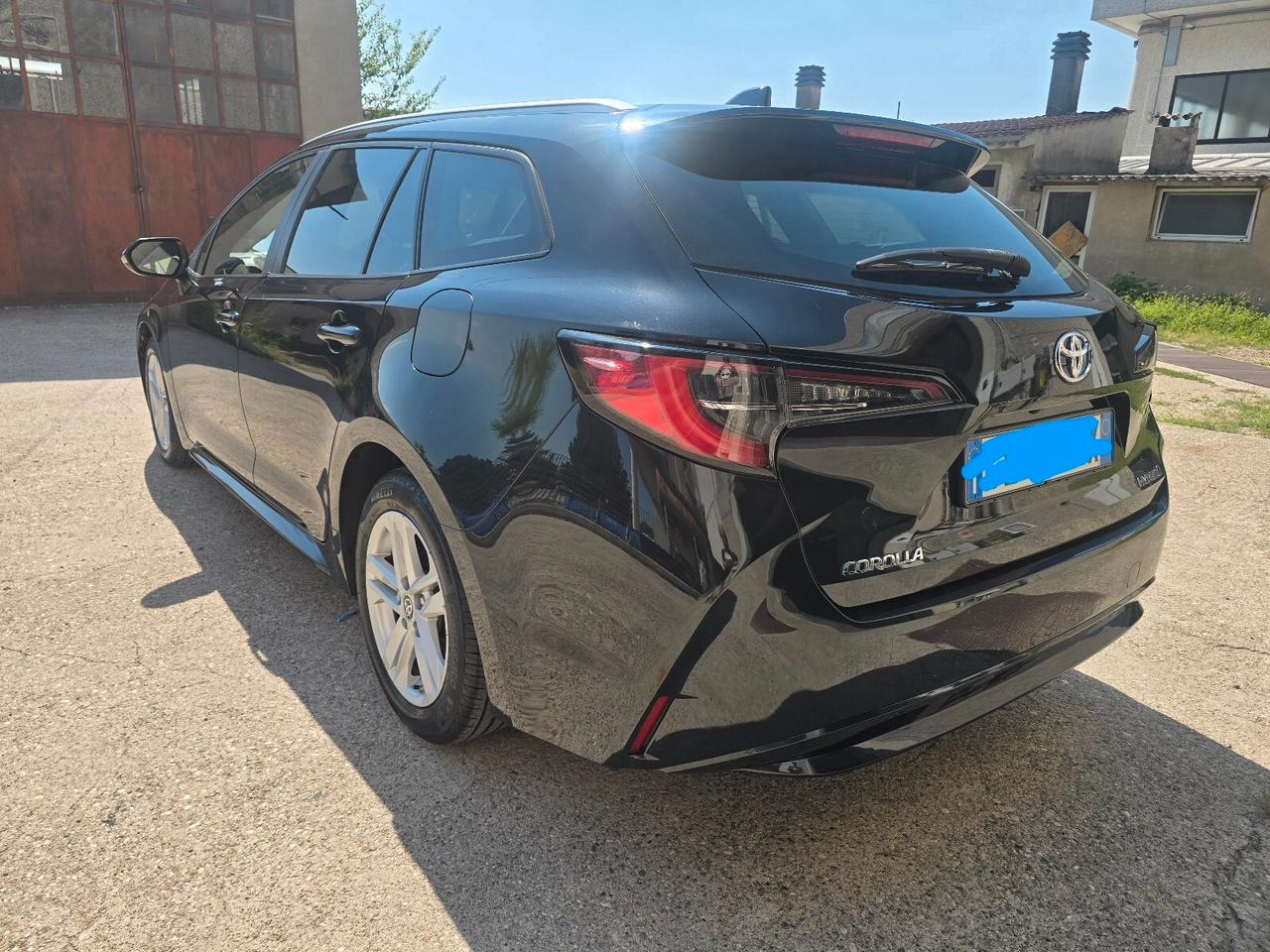 Toyota Corolla Touring Sports 1.8 Hybrid Business