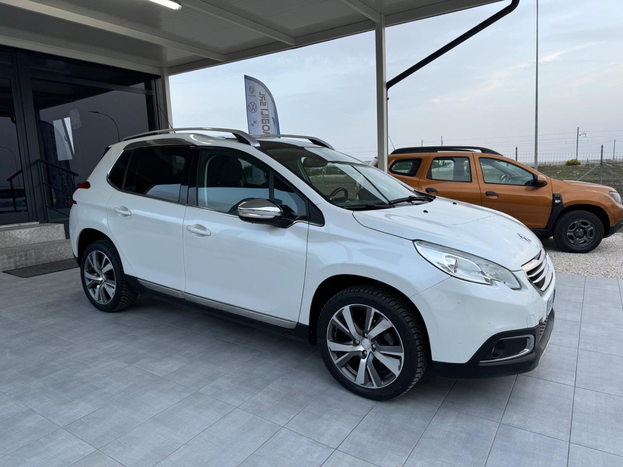 Peugeot 2008 1.6 e-HDi 92 CV Stop&Start Allure tetto panoramico