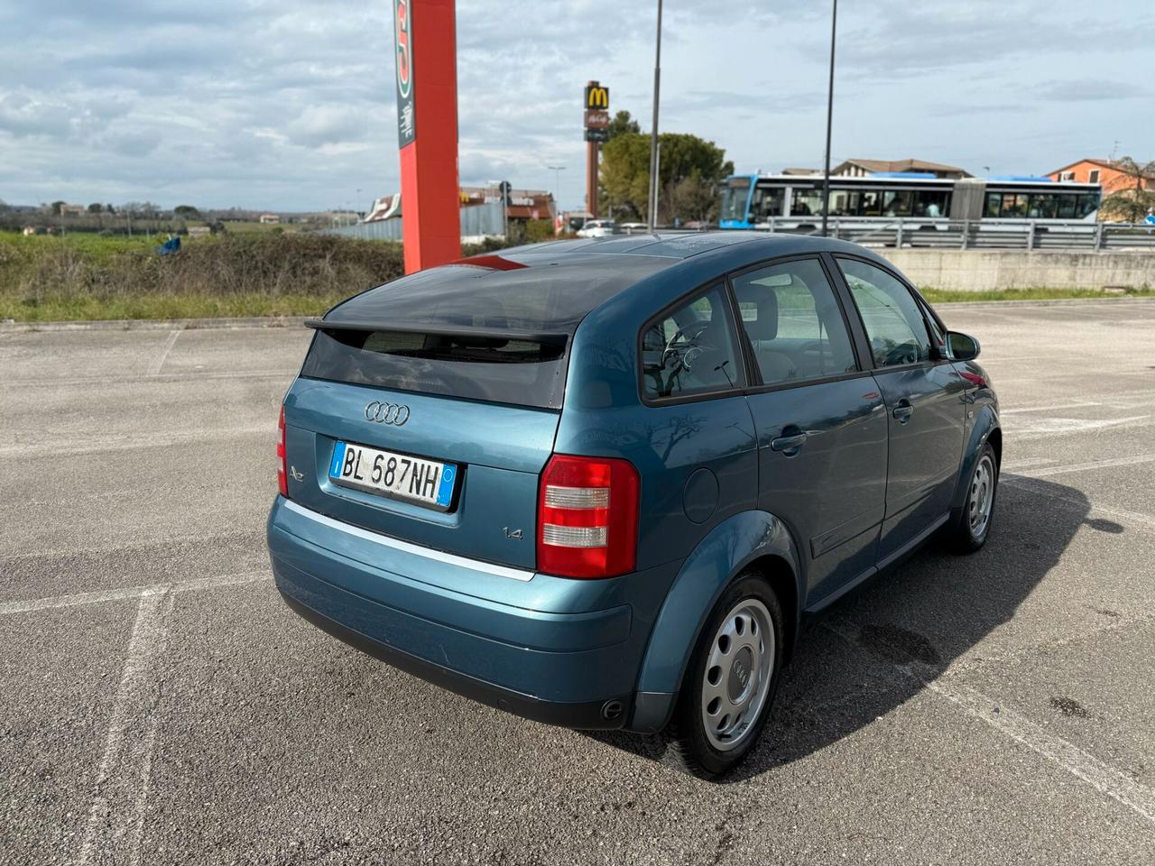 Audi A2 1.4 16V Base