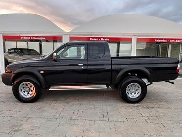 Mitsubishi L200 2.5 TDI 4WD Club Cab Pick-up GLS