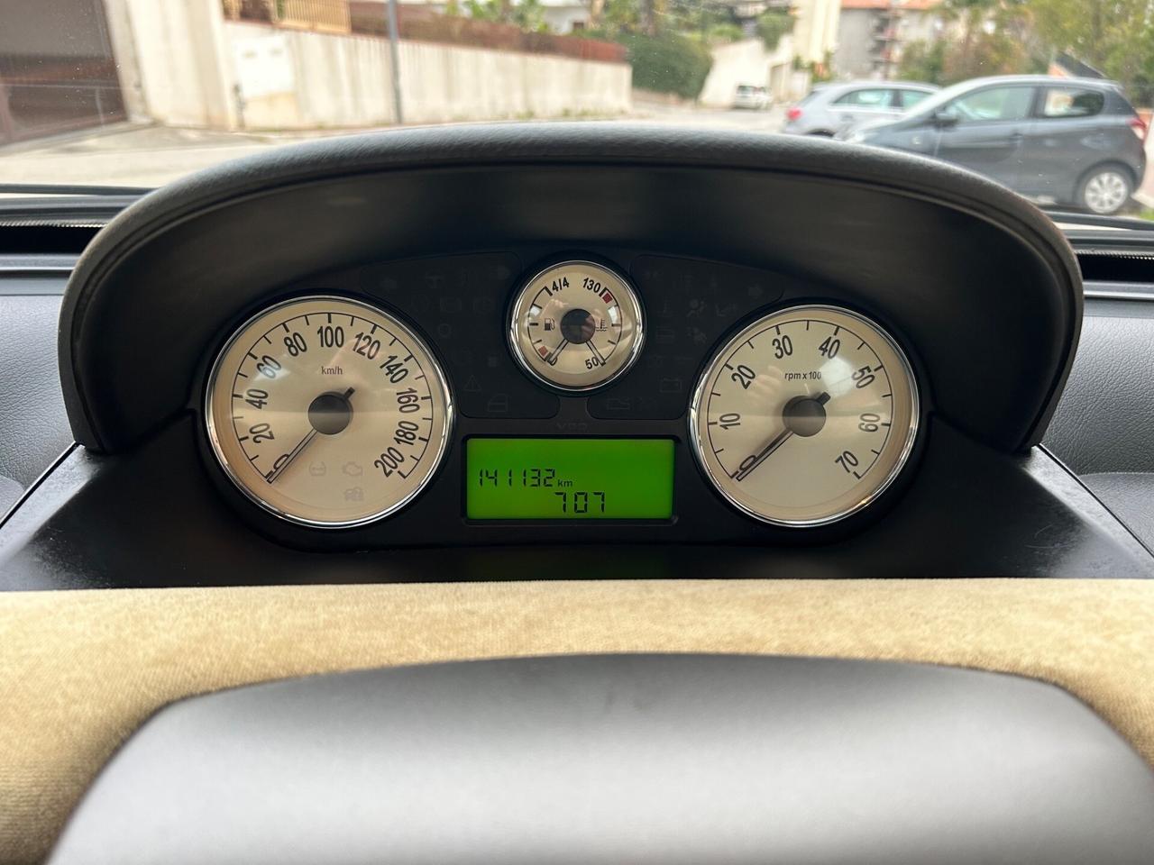Lancia Ypsilon 1.2 benz. Ideale per neopatentati