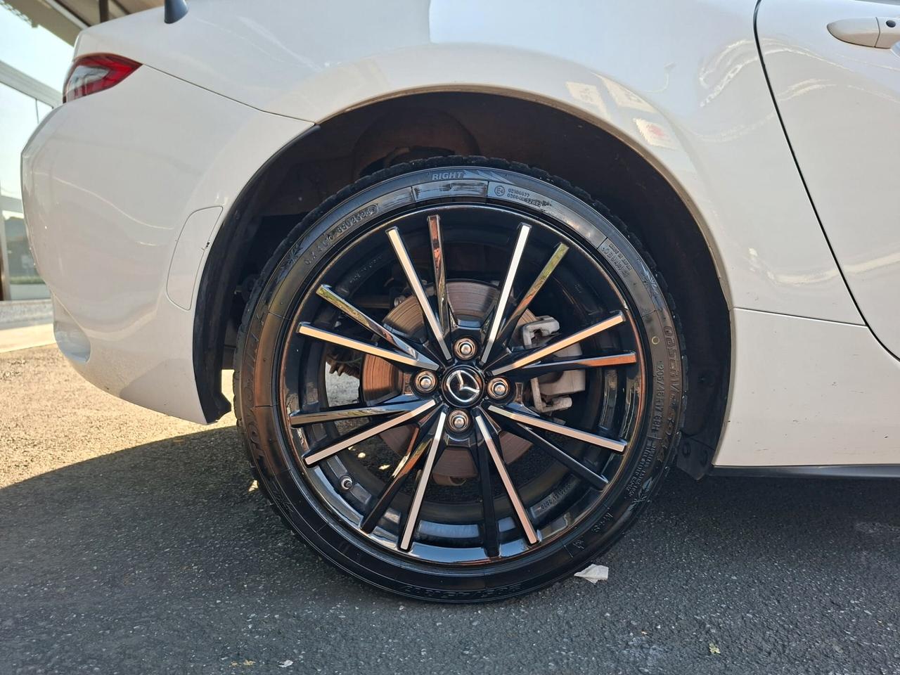 Mazda MX-5 2.0L Skyactiv-G RF Exclusive-Line