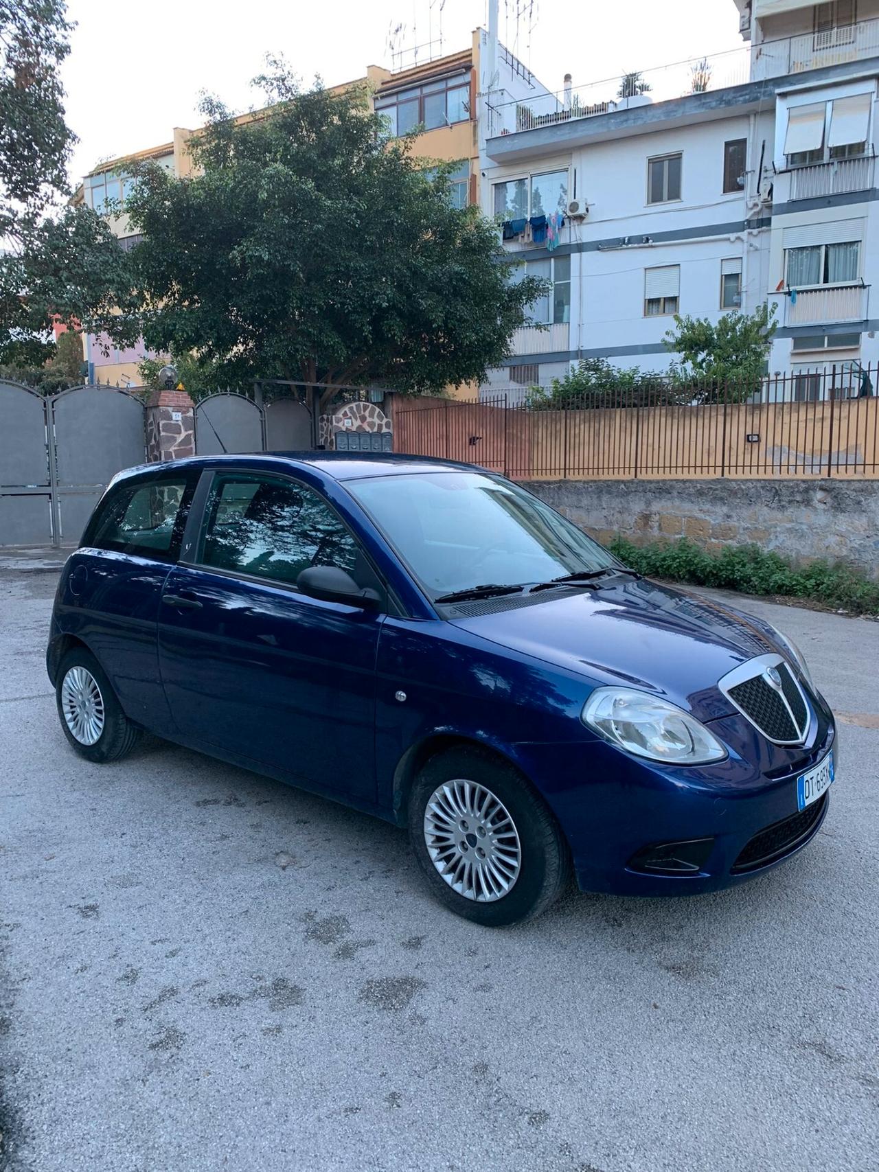 Lancia Ypsilon 1.2 Ego NO CLIMA