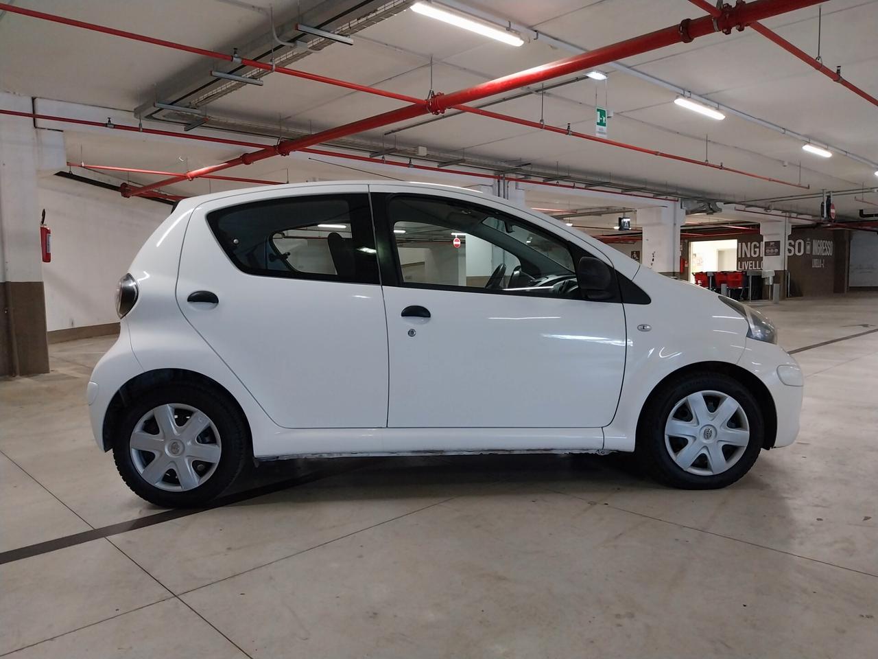 Toyota Aygo 1.0 - ok neopatentati