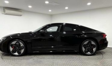 Audi E-tron GT RS quattro - 600 CV