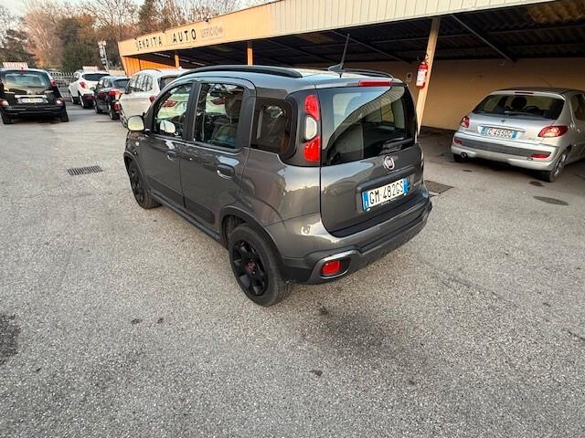Fiat Panda 1.0 FireFly S&S Hybrid City Cross