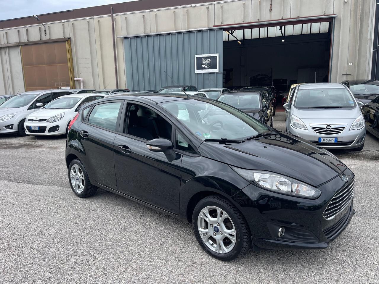 Ford Fiesta 1.0 80CV 5 porte Neopatentati