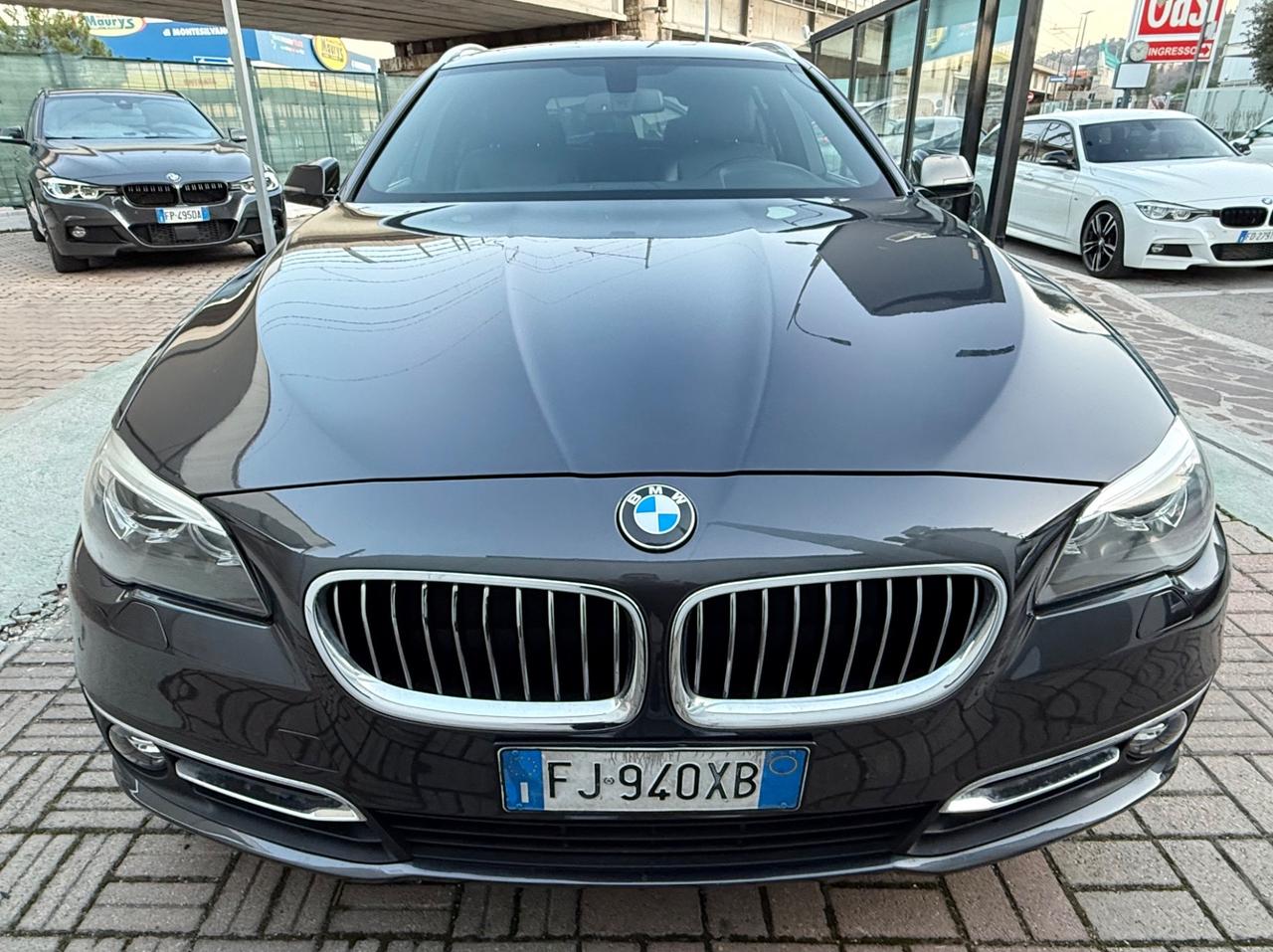 Bmw 520d Touring Luxury - GARANZIA