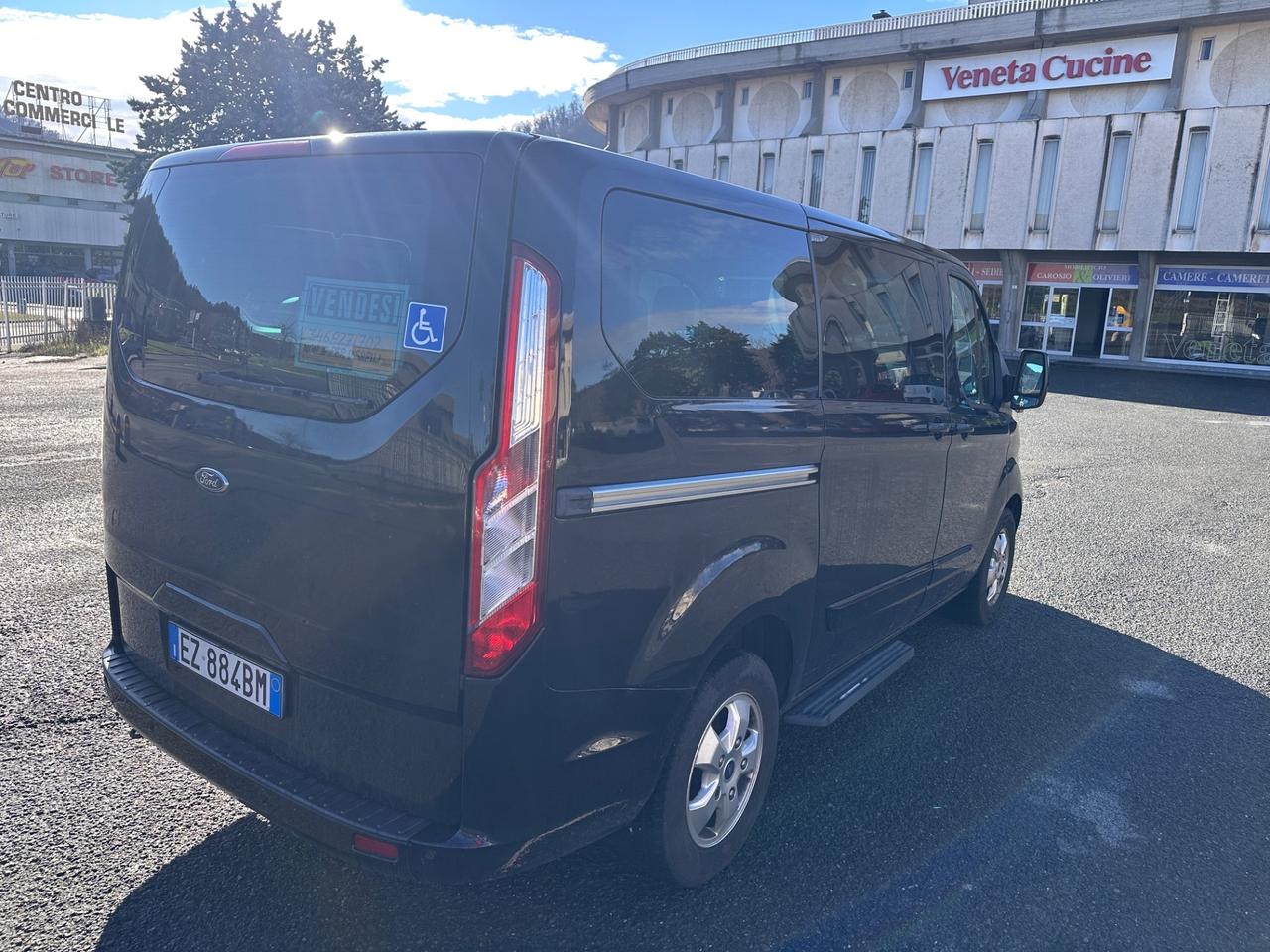 Ford Tourneo Custom 300 2.2 TDCi 125CV PL Titanium