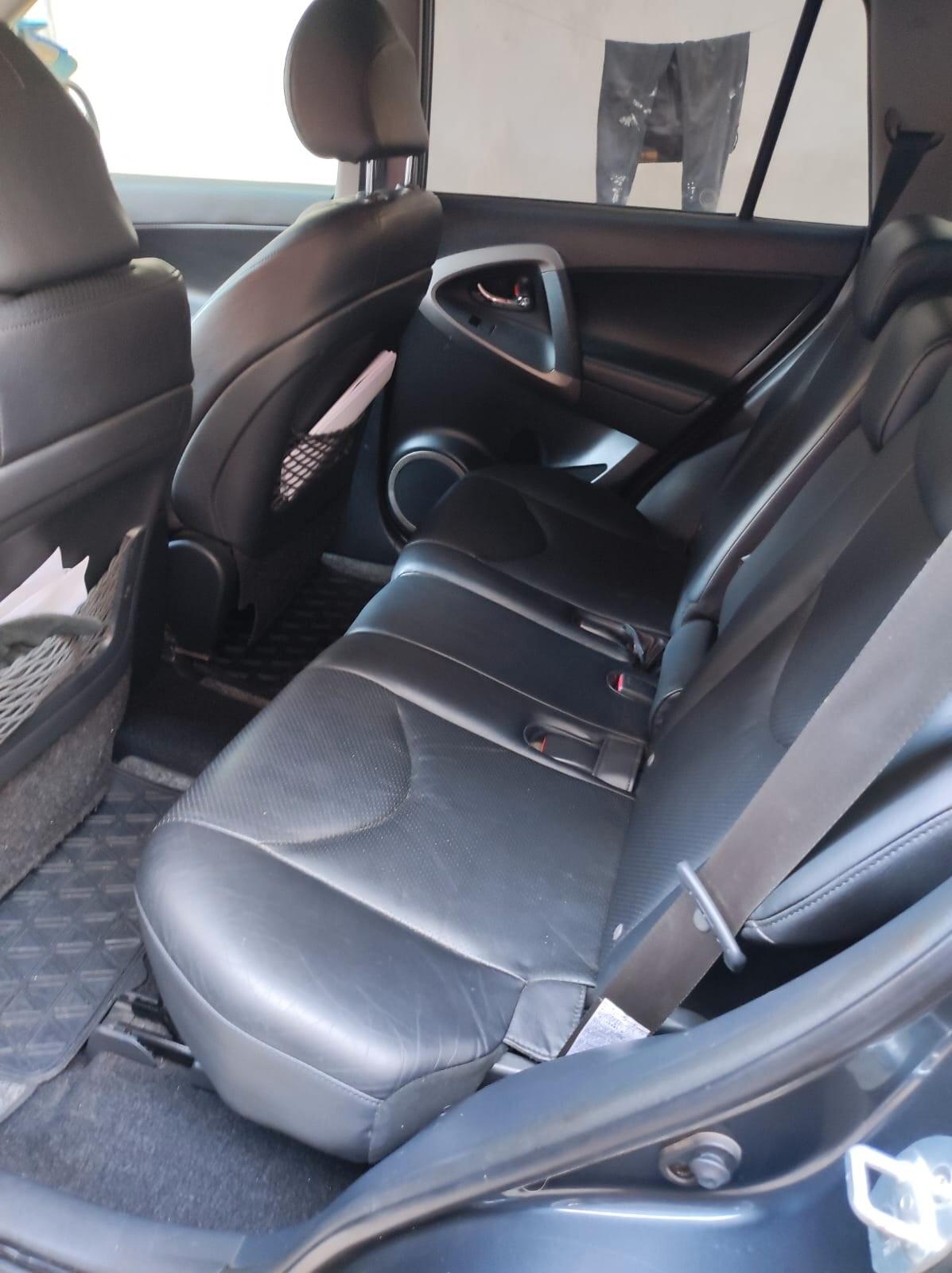 Toyota RAV 4 RAV4 2.2 D-4D 136 CV -IN CONTO VENDITA DI UN NOSTRO CLIENTE