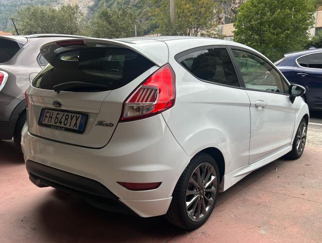 FORD Fiesta 1.5 TDCi 75CV 3 porte ST-Line