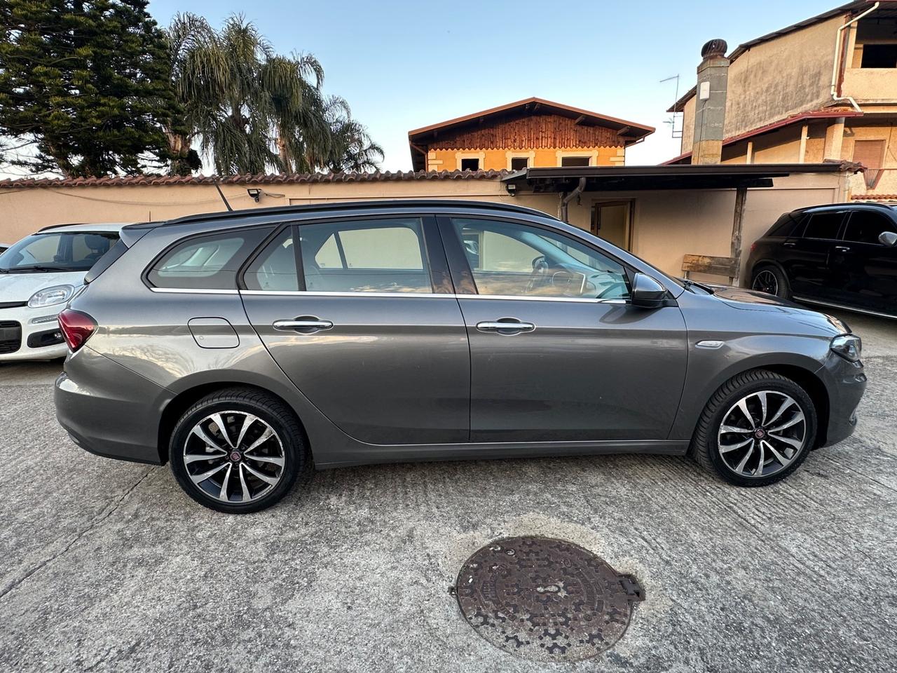 Fiat Tipo 1.6 Mjt S&S SW Lounge