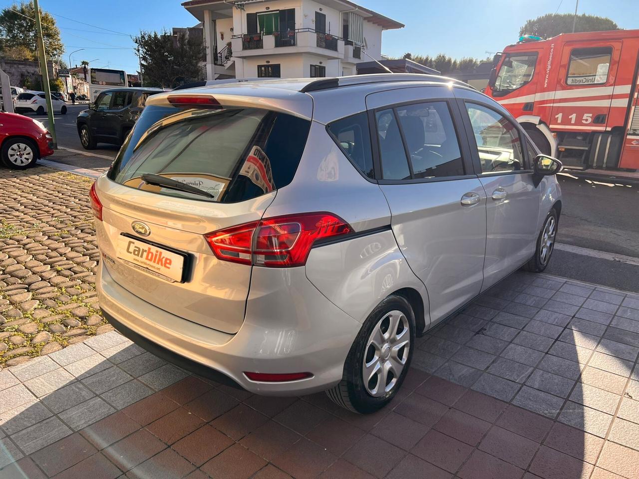 Ford B-Max 1.4 90 CV GPL Business