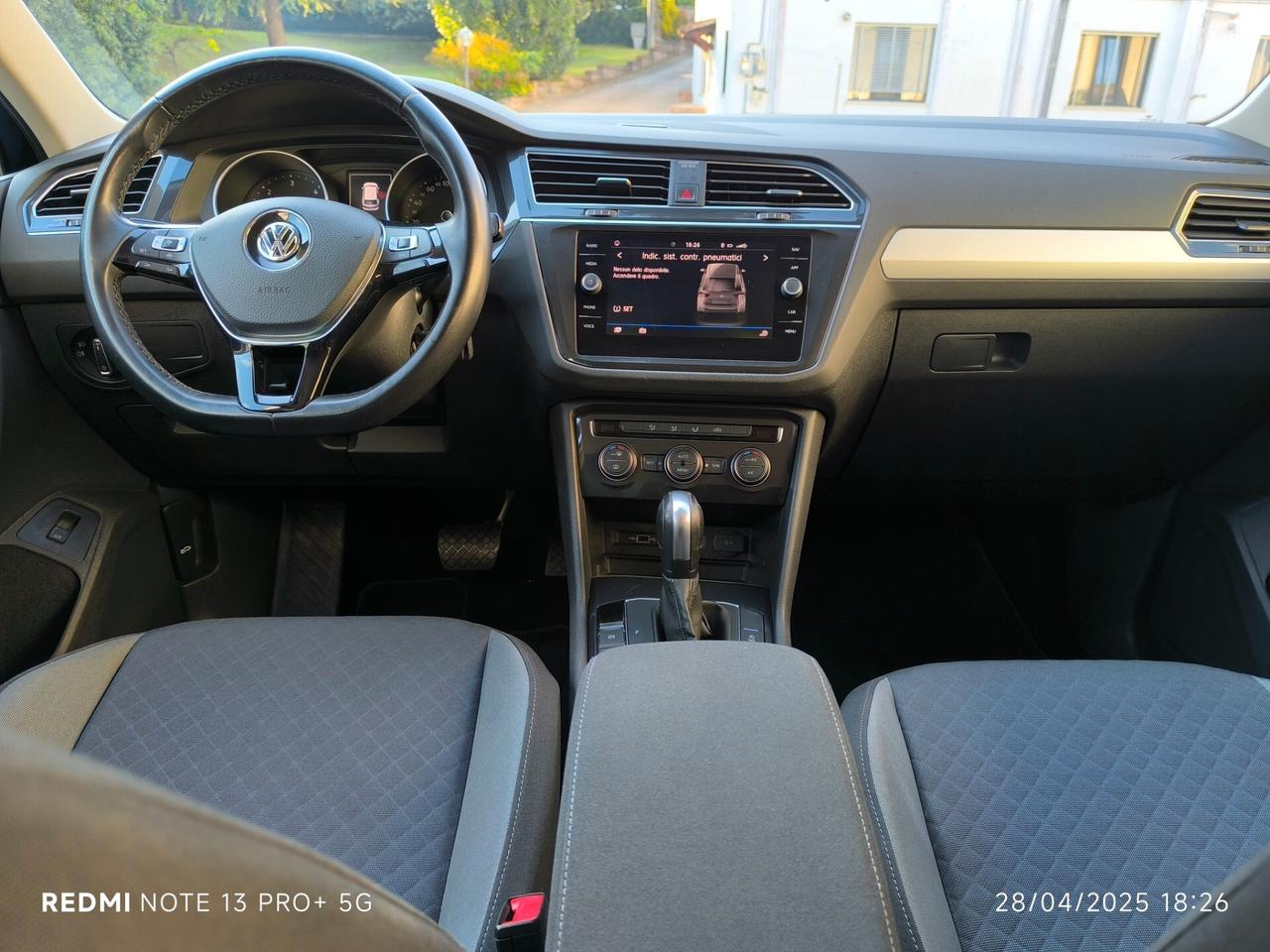 Volkswagen Tiguan 2.0 TDI SCR DSG Business BlueMotion Technology