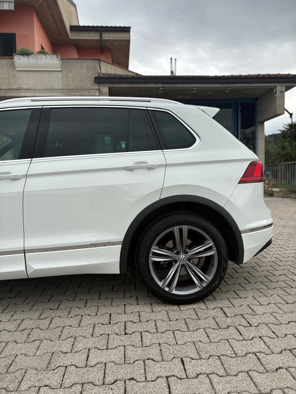Volkswagen Tiguan 2.0 TDI SCR DSG Executive BlueMotion Technology