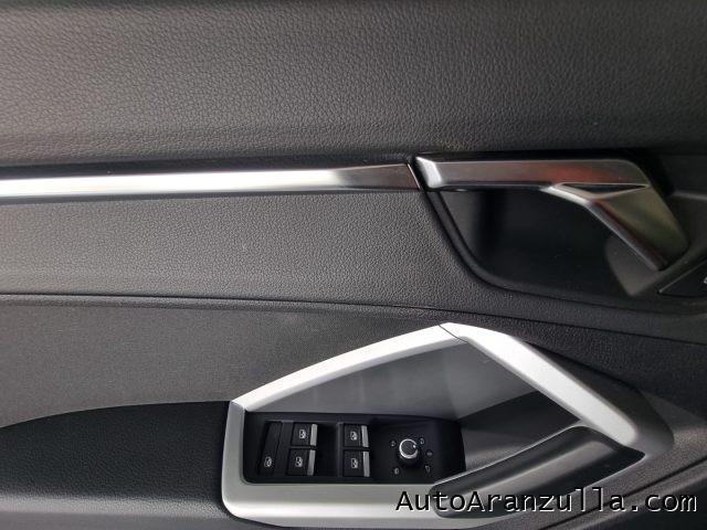 AUDI Q3 35 2.0 TDI 150CV Business Navi - Fari Full Led