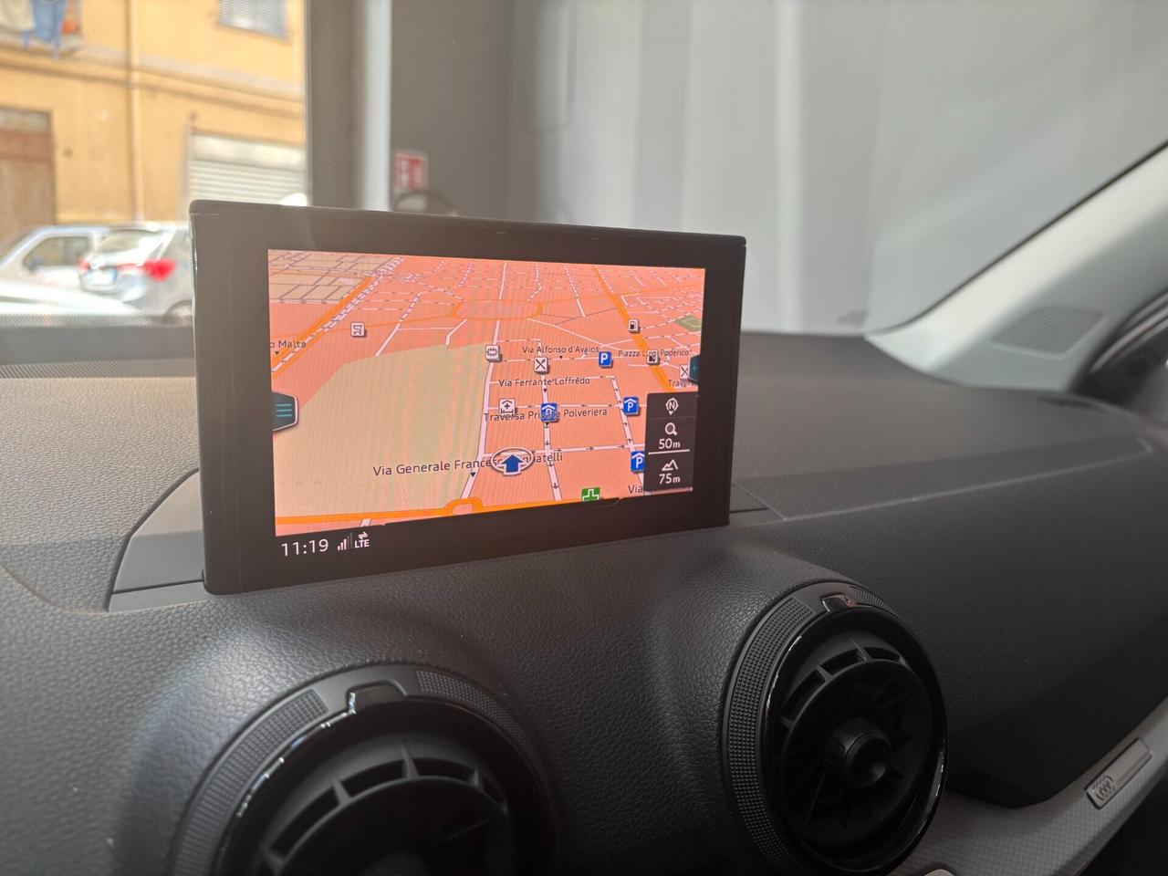 Audi Q2 1.6 TDI 116cv S-Tronic Automatica Design ITALIANA