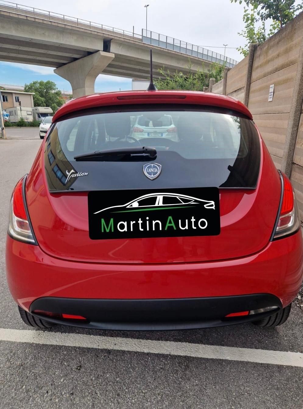 Lancia Ypsilon 1.0 Hybrid - 2023