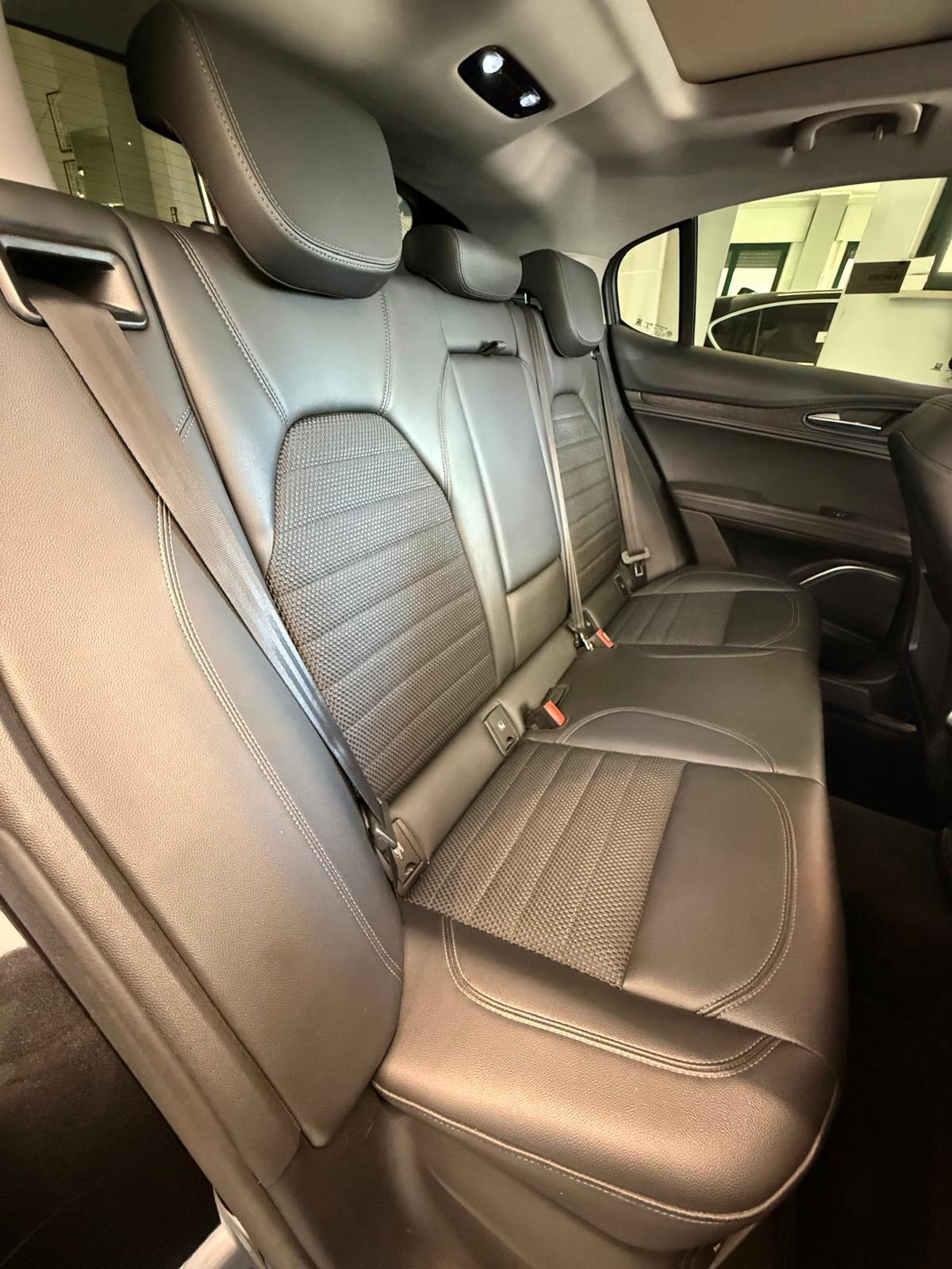 Alfa Romeo Stelvio 2.2 190 CV AT8 Q4 Executive