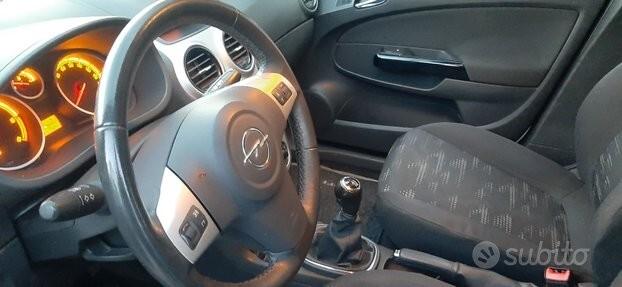 Opel Corsa 1.3 5 porte ok patentati