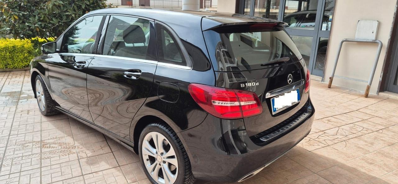 Mercedes-benz B 180 d Sport 1.5 110 cv Neopatentati