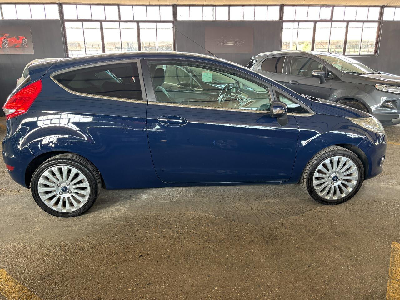 Ford Fiesta 1.2 60KW 82CV 3 porte Titanium NEOPATENTATO