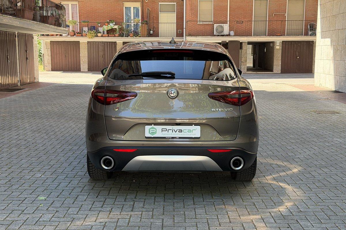 ALFA ROMEO Stelvio 2.2 Turbodiesel 210 CV AT8 Q4 Executive