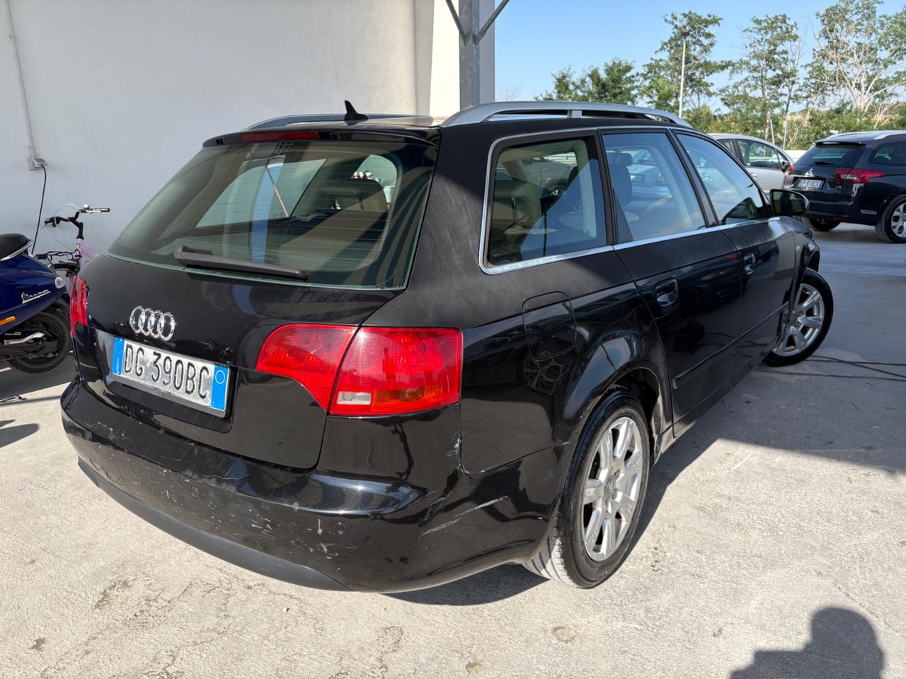 Audi A4 2.0 16V TDI Avant 220000km TETTO XENO