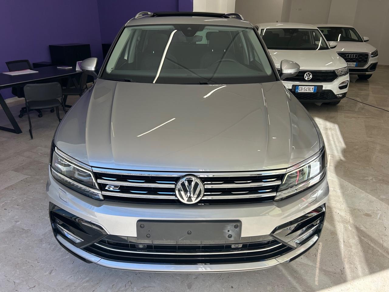 Volkswagen Tiguan 2.0 TDI R Line strafullll!!!!