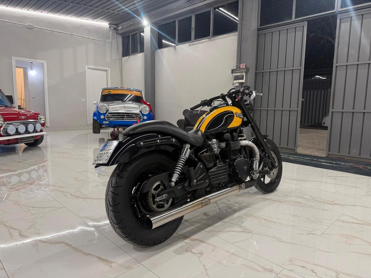 Triumph Speedmaster 790 – 2003 | 12.000 km | Custom