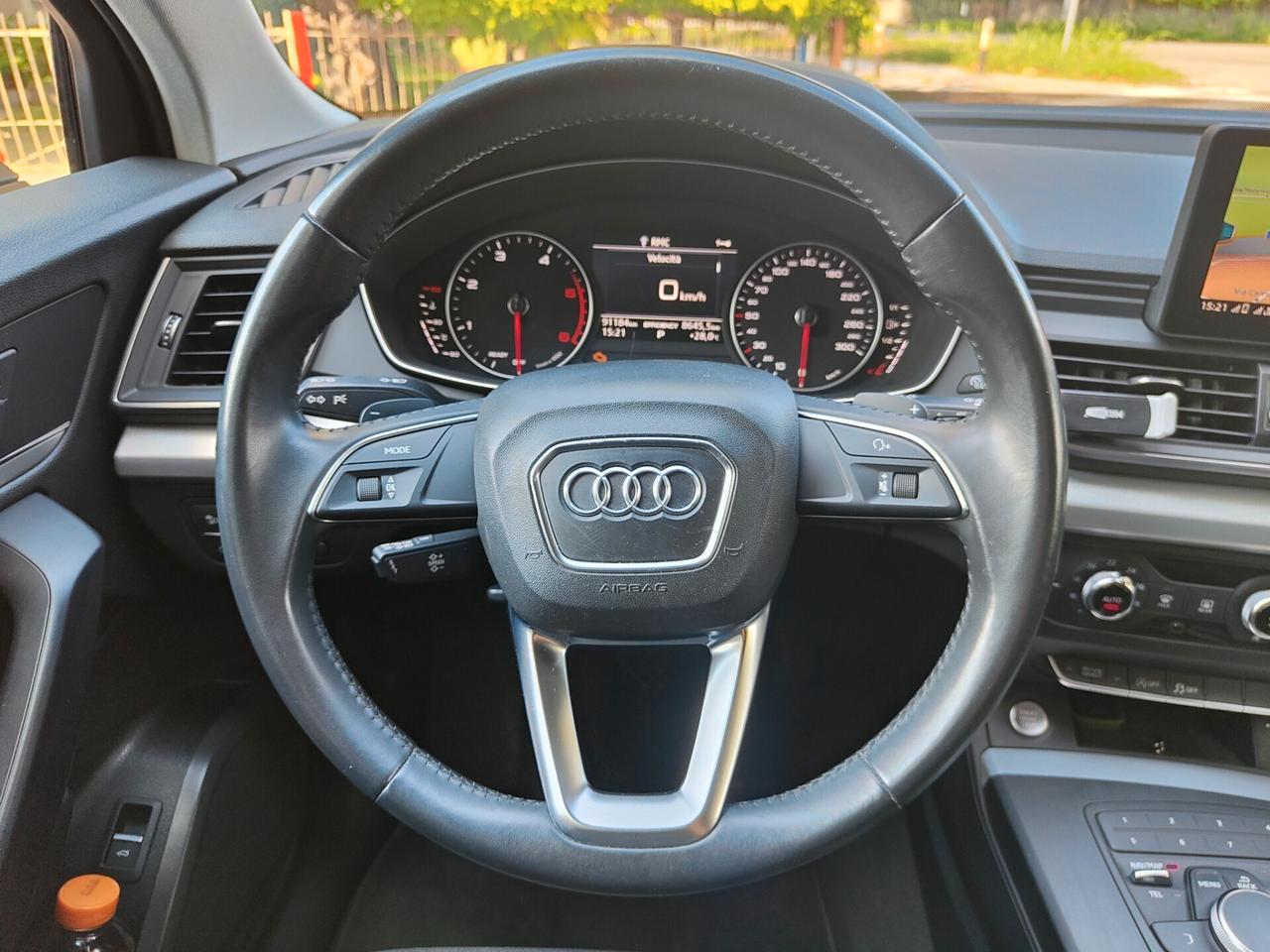 Audi Q5 2.0 TDI quattro S tronic Business