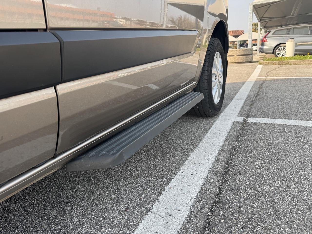 Ford Tourneo Custom Trend 2.0 TDCi 130CV 9posti