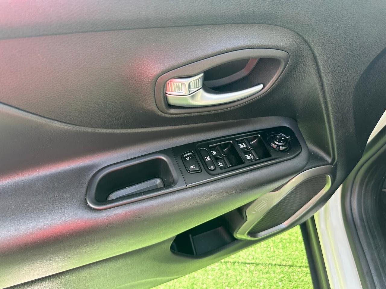 Jeep Renegade 1.6 Mjt 130 CV Longitude