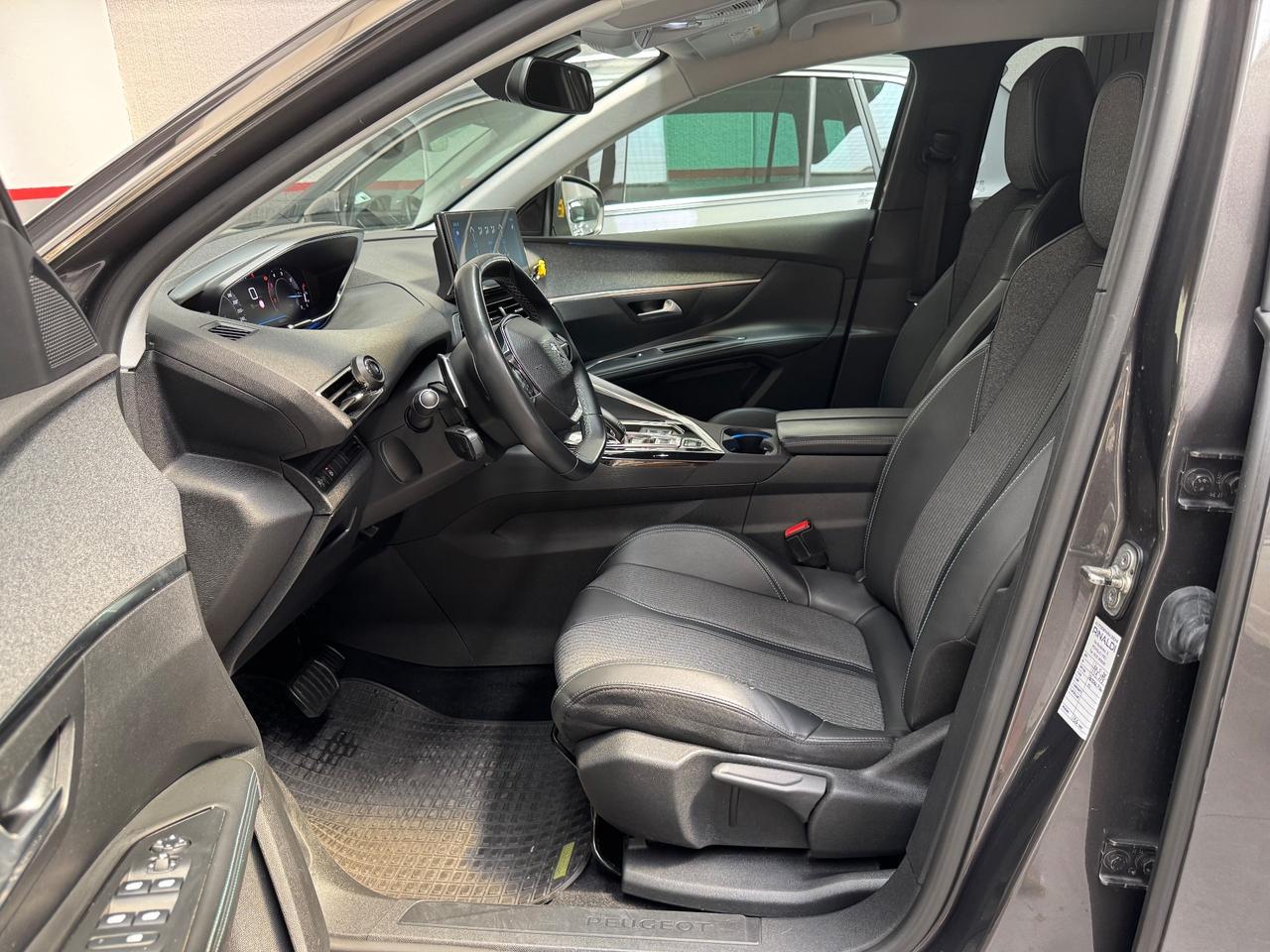 Peugeot 5008 BlueHDi 180 S&S EAT8 Allure Pack