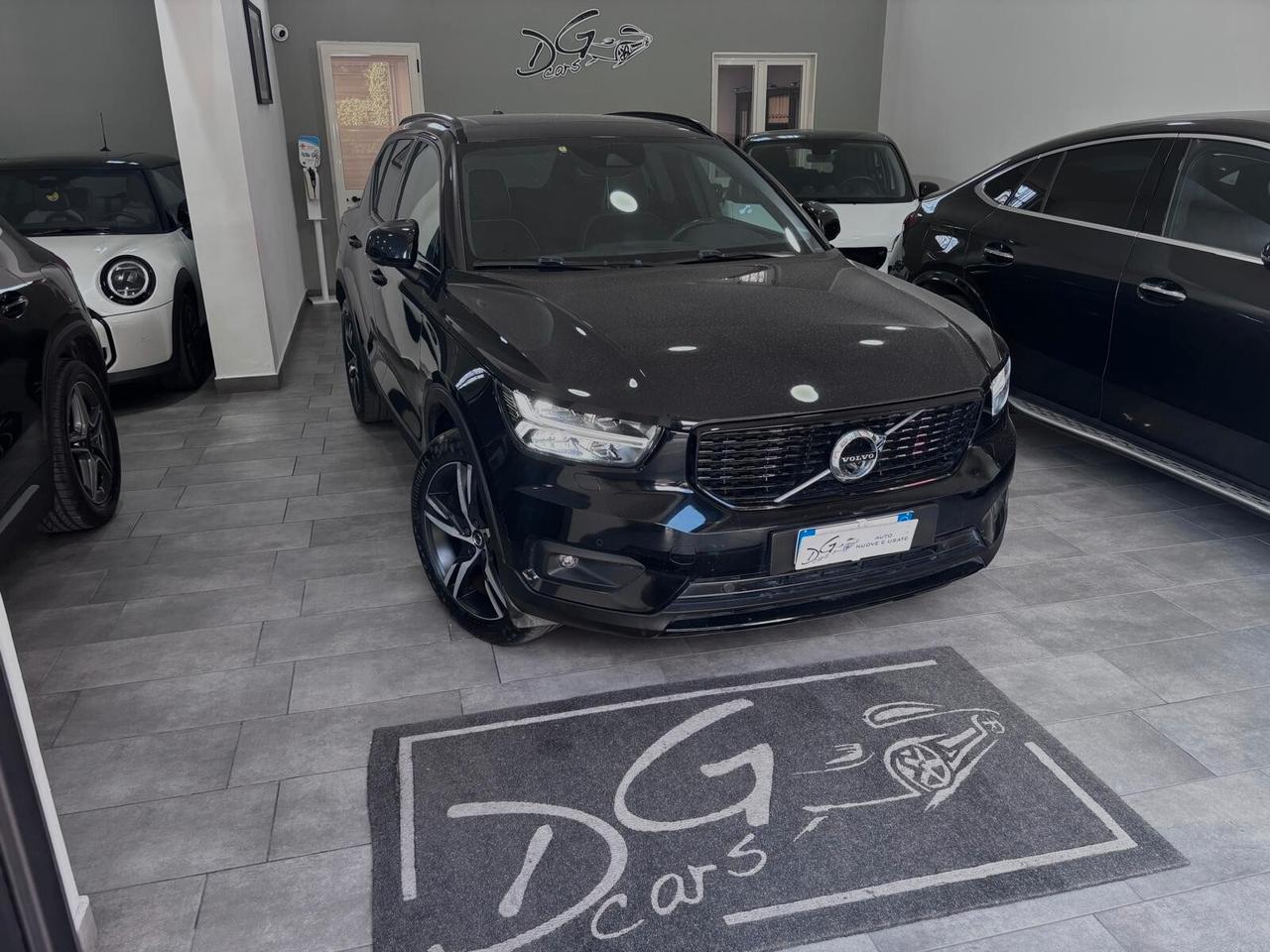 Volvo XC40 R-DESIGN LET-NAVI-TETTO