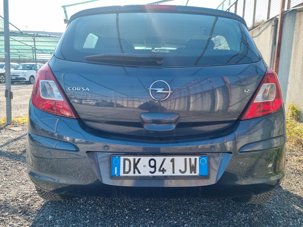 Opel Corsa 1.2 5 porte Club