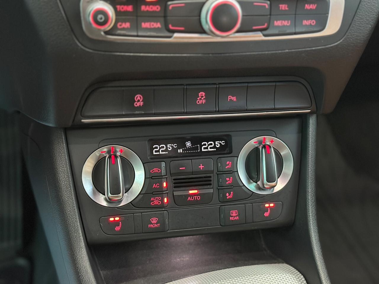 Audi Q3 2.0 tdi 177 CV s-line permute