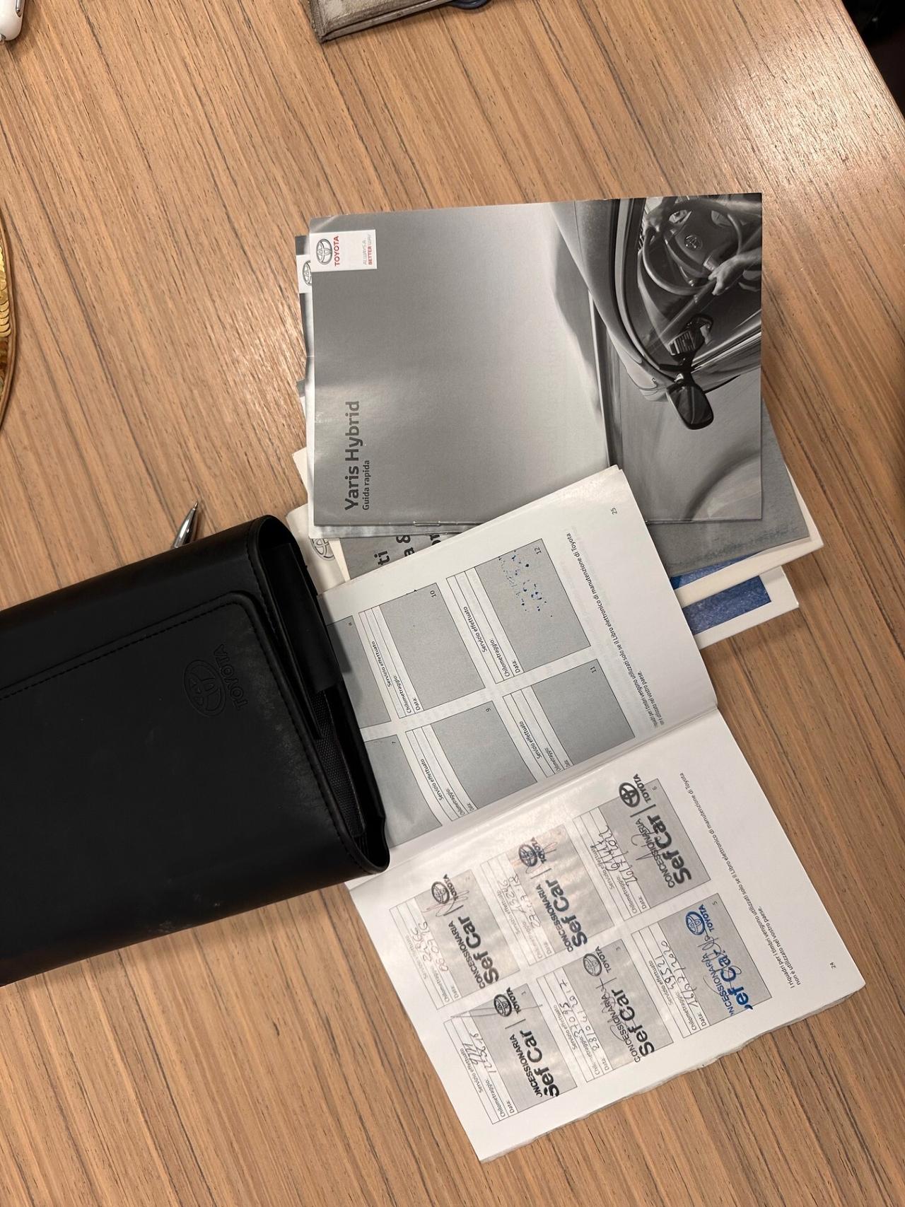 TOYOTA YARIS 1.5 HIBRID