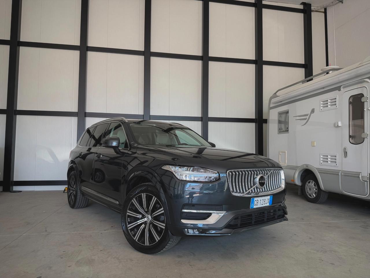 Volvo XC90 Inscription B5 7 posti