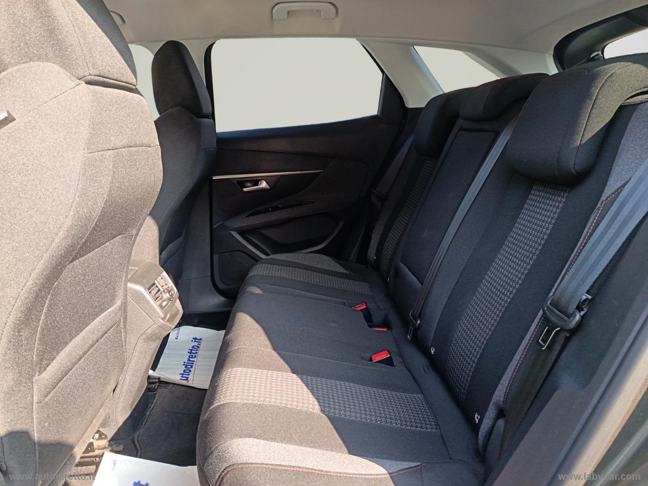 PEUGEOT 3008 BlueHDi 130 S&S Business