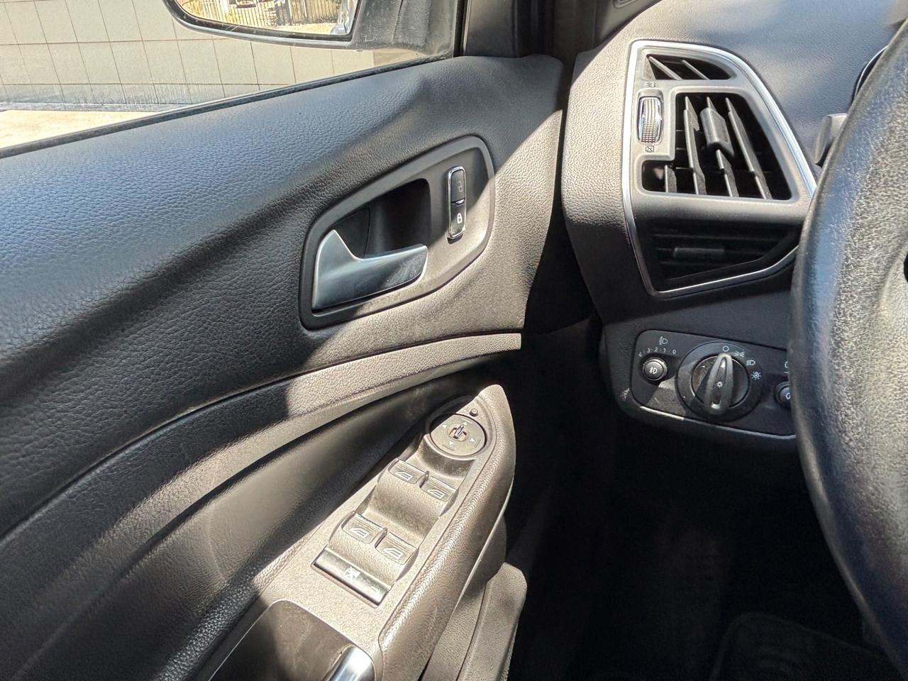 Ford Kuga 2.0 TDCI 163 CV 4WD Powershift Titanium