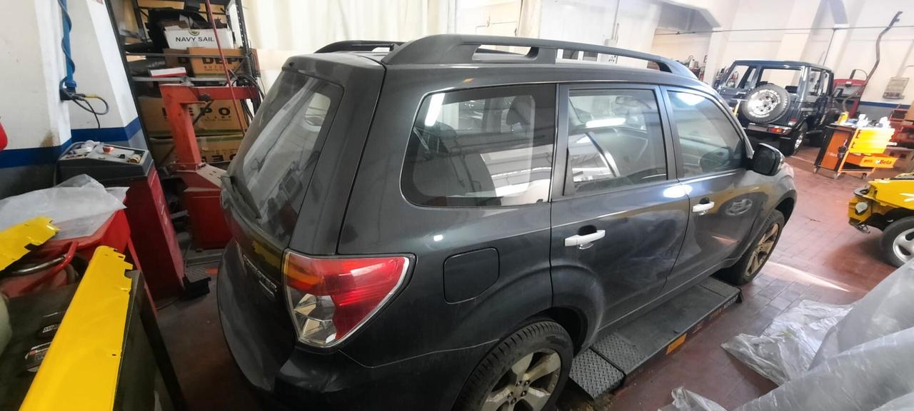 Subaru Forester 2.0D MOTORE CON PROBLEMI