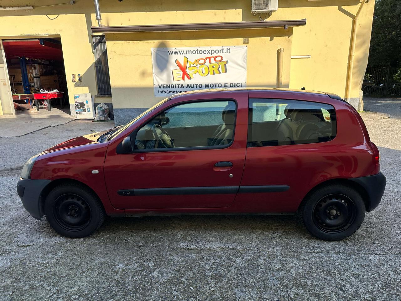 Renault Clio 1.2 cat 3 porte Confort Authentique
