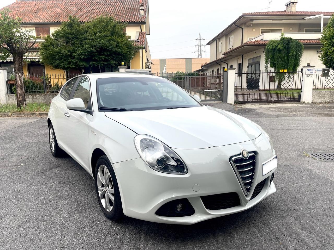 Alfa Romeo Giulietta 2.0 JTDm-2 140 CV Exclusive