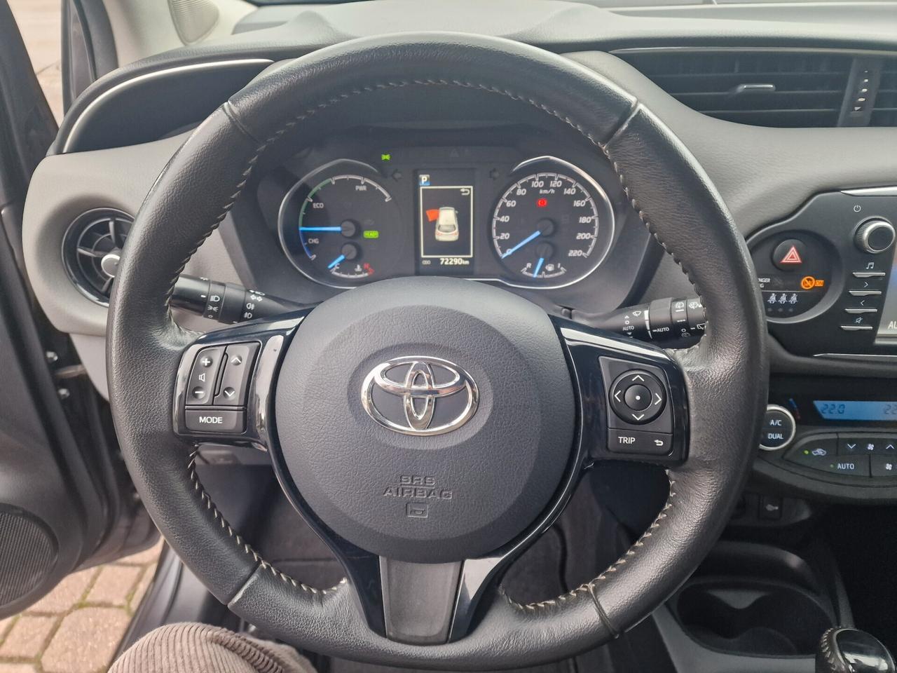 Toyota Yaris 1.5 Hybrid 5 porte Lounge