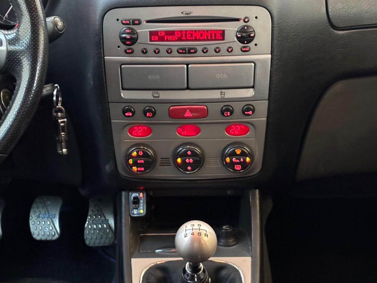 Alfa Romeo 147 1.6 16V TS 5 porte Distinctive