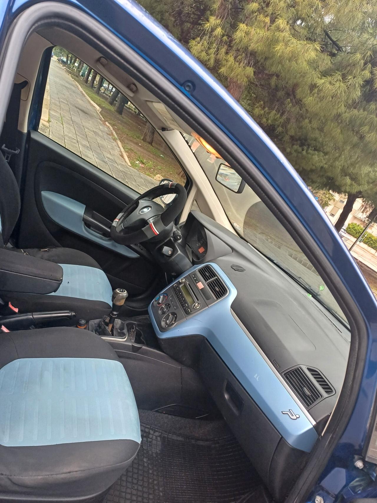 Fiat Grande Punto 1.3 MJT 75 CV 5 porte Active