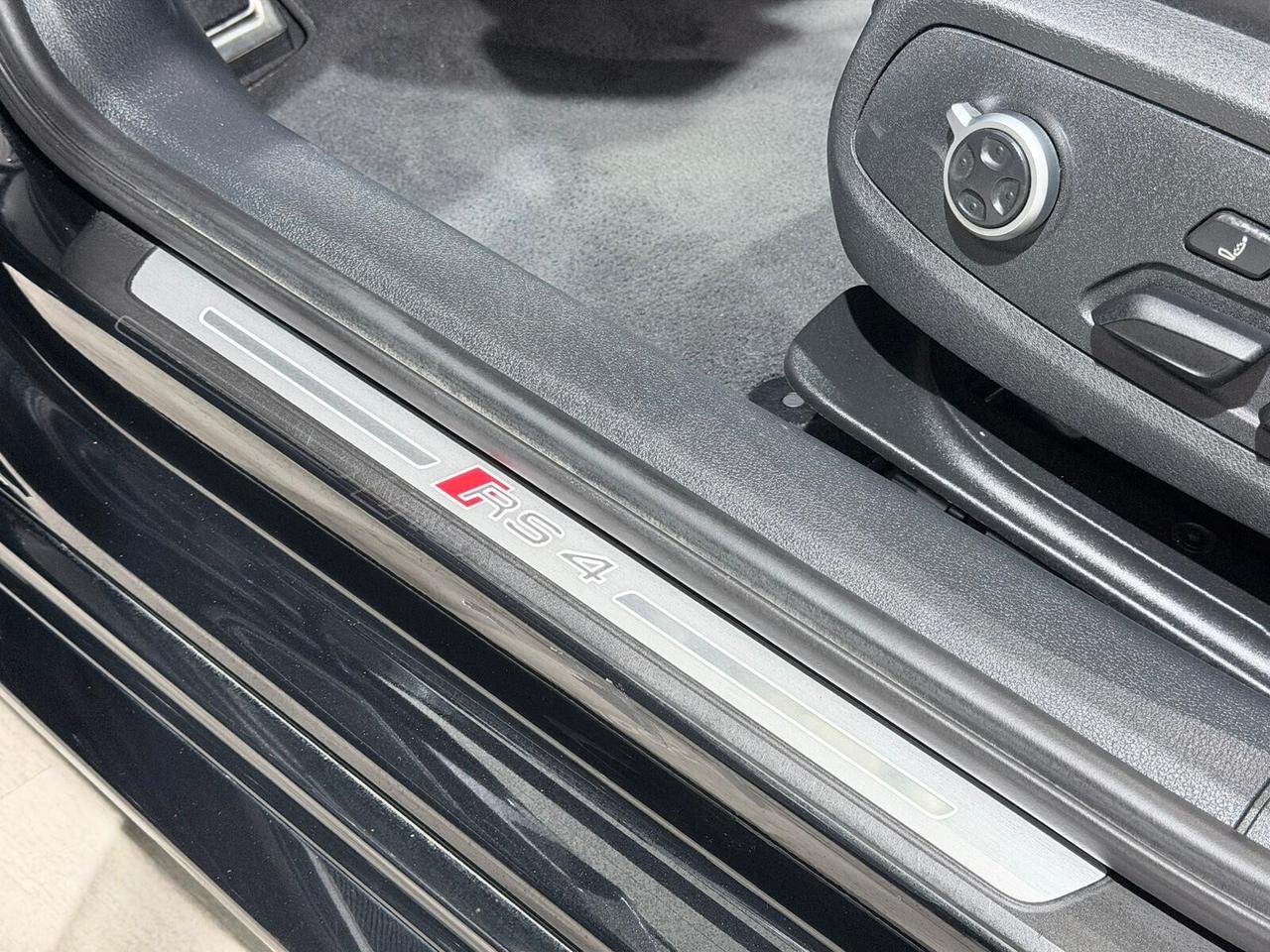 AUDI RS4 AVANT 2.9TFSI V6 QUATTRO 450CV TIPTRONIC